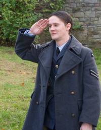 Кадр Быть человеком