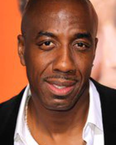 Дж.Б. Смув фото