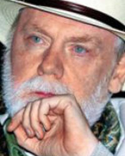 Павол Микулик фото