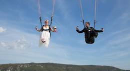 Кадр из фильма "Жених на двоих" - 1