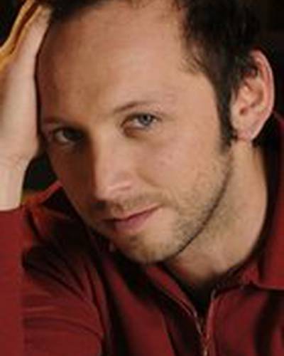 Sebastián Layseca фото