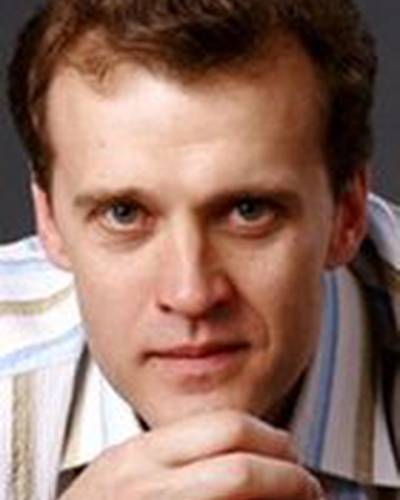 Олег Попов фото