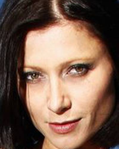 Сара Анн Шультс фото