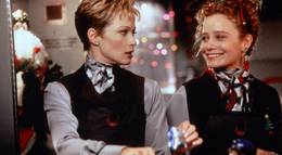 Кадр из фильма "Турбулентность" - 2