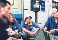 Кадр Атакуй заправки!