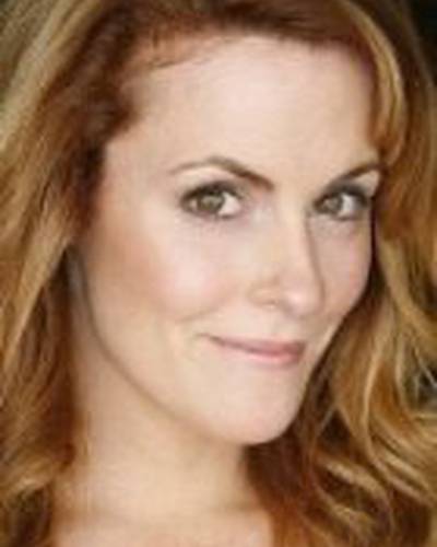 Кристина Хэйес фото