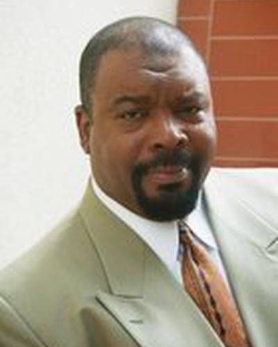 Дж.Д. Холл фото