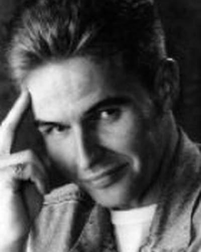 Гисли Рунар Йонссон фото