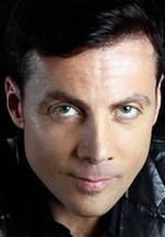 Луис Пакетт фото