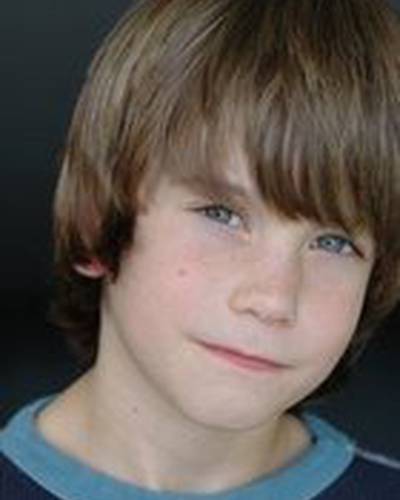 Лайам Джеймс фото