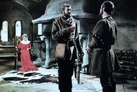 Кадр Лев зимой