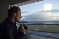 Кадр Ничто, кроме призраков