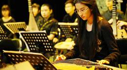 Кадр из фильма "Скрытая любовь" - 1