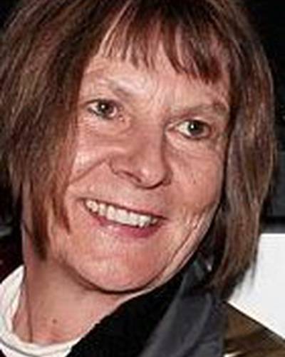 Моника Тройт фото