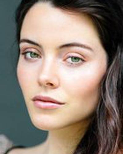 Эмили Робинс фото