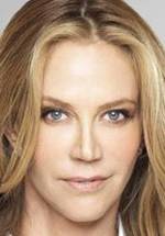 Элли Уокер фото