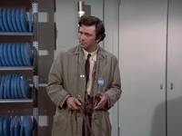 Кадр Коломбо: Стивен Спилберг спешит на помощь