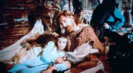 Кадр из фильма "Феофания, рисующая смерть" - 1