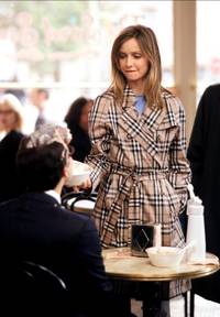 Кадр Элли МакБил