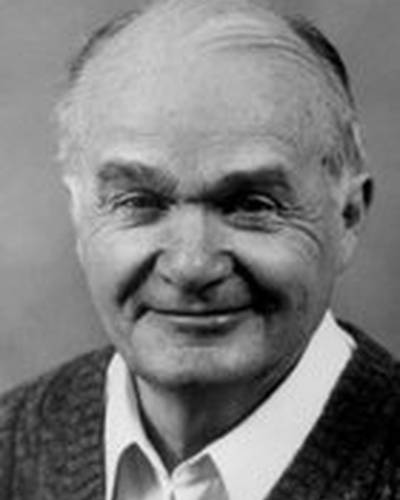 Лайам Хьюз фото