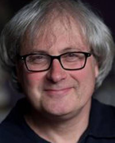 Саймон Кертис фото