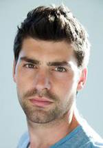 Трэвис Милн фото