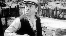 Кадр из фильма "Магазин на площади" - 1