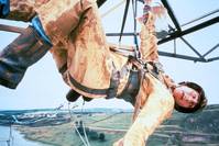 Кадр Среди гигантов