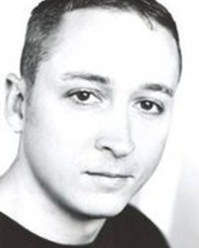 Мэтт Баркер фото