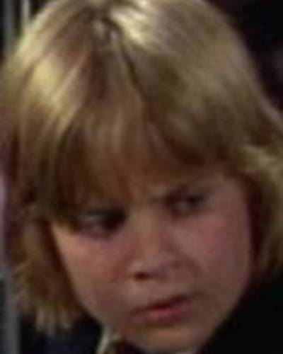 Б.Дж. Бари фото