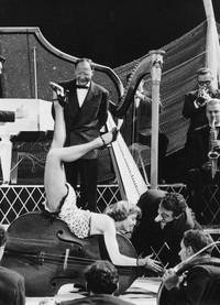 Кадр An jedem Finger zehn