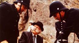 Кадр из фильма "Пикник у Висячей скалы" - 1