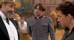 Кадр из фильма "Двадцатый век" - 2