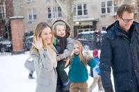 Кадр Я не знаю, как она делает это