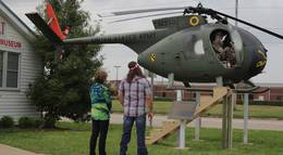 Кадр из фильма "Утиная династия" - 2