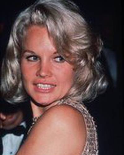 Кэррол Бейкер фото