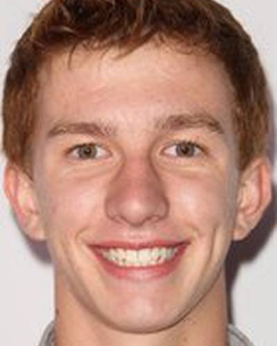 Джошуа Логан Мур фото