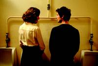 Кадр Твоя рука в моей руке