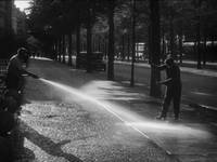 Кадр Люди в воскресенье