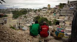 Кадр из фильма "Трое маленьких" - 2