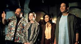 Кадр из фильма "Башня ужаса" - 2