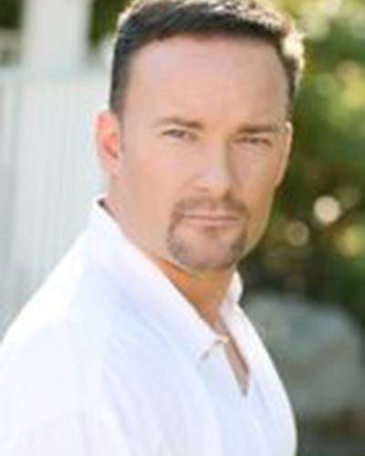 Кристофер М. Дьюкс фото