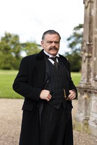 Кадр Аббатство Даунтон