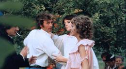 Кадр из фильма "Объятия и прочие штучки" - 2