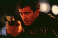 Кадр Смертельное оружие 4