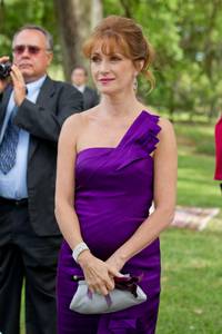 Кадр Сначала любовь, потом свадьба