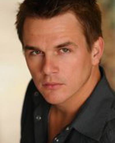 Дерек Рэй фото