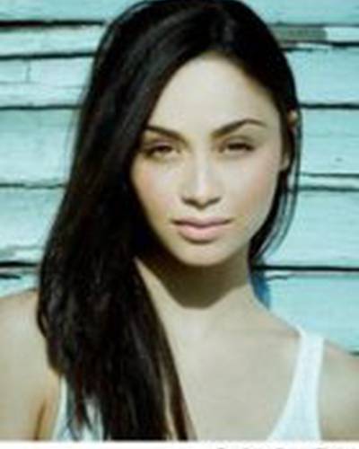 Кара Сантана фото