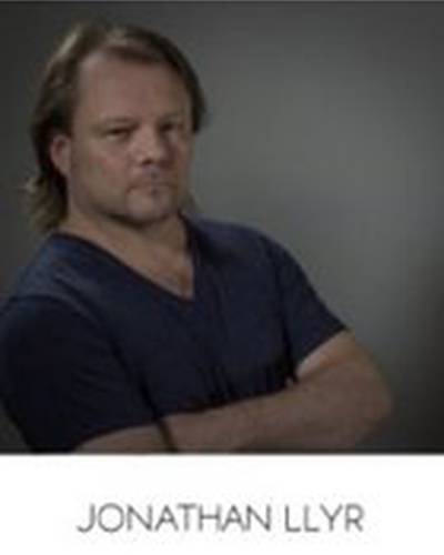 Джонатан Ллир фото