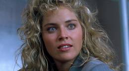 Кадр из фильма "Вспомнить всё" - 1